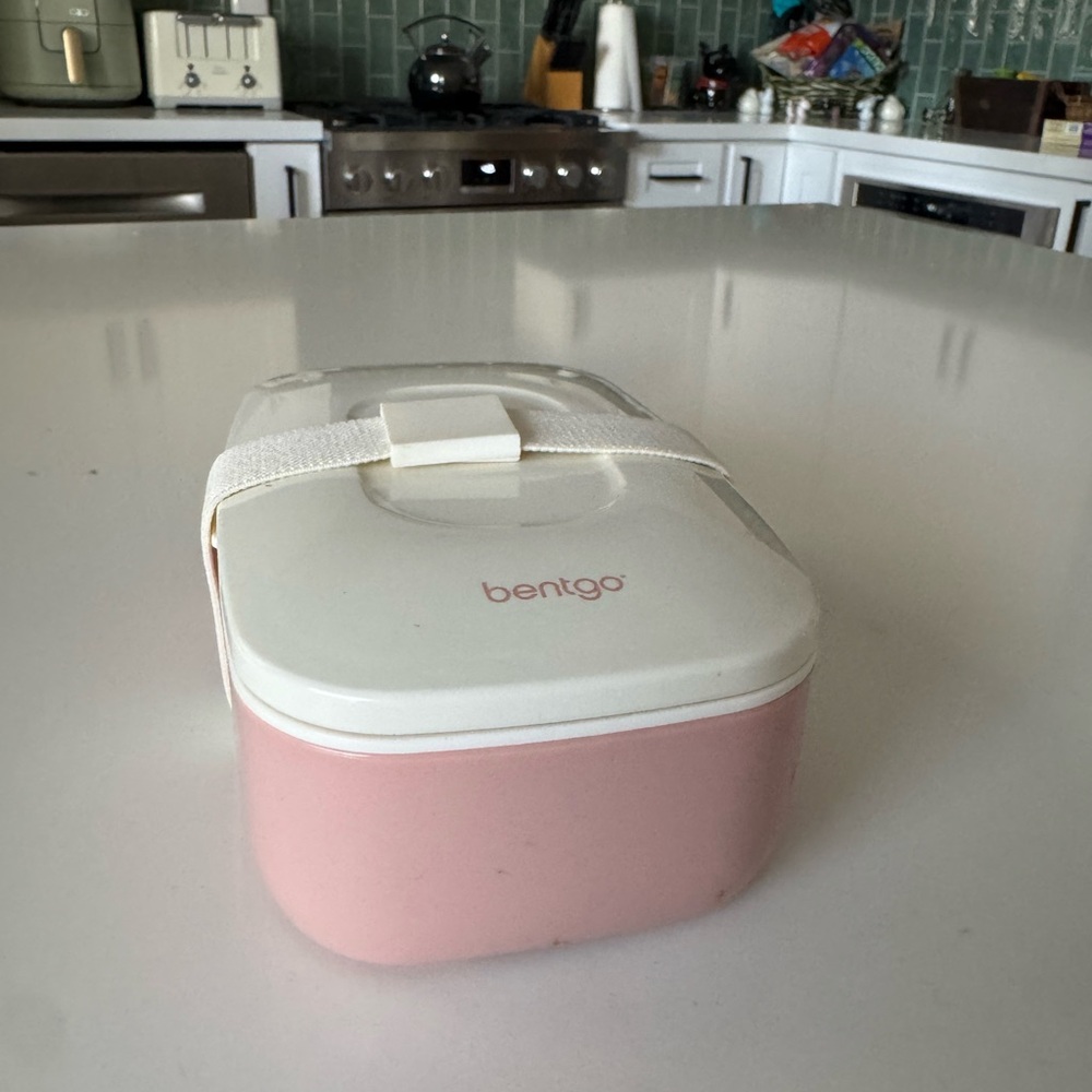 Bentgo Pink and White Bento Box